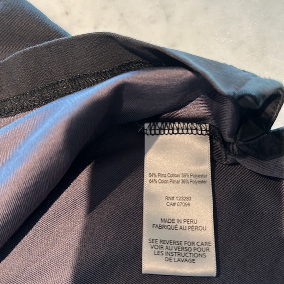 Travis Mathew Golf Shirt size L - Picture 5 of 5